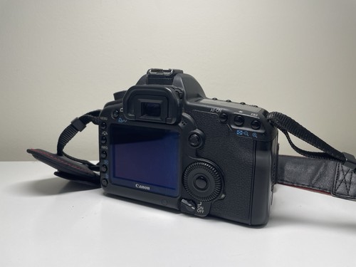 Used canon eos mark ii - canon,