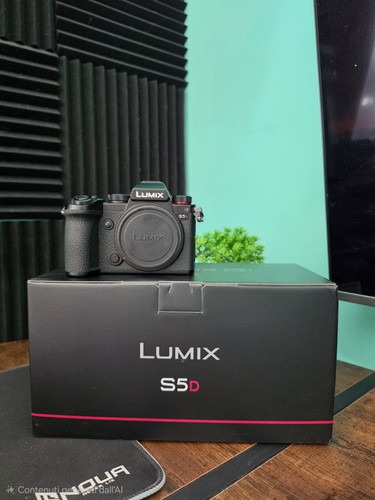 Lumix s5d mirrorless corpo - lumix,